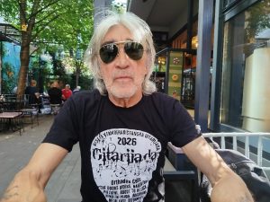 Pedeset priča iz jedne rokenrol hronike